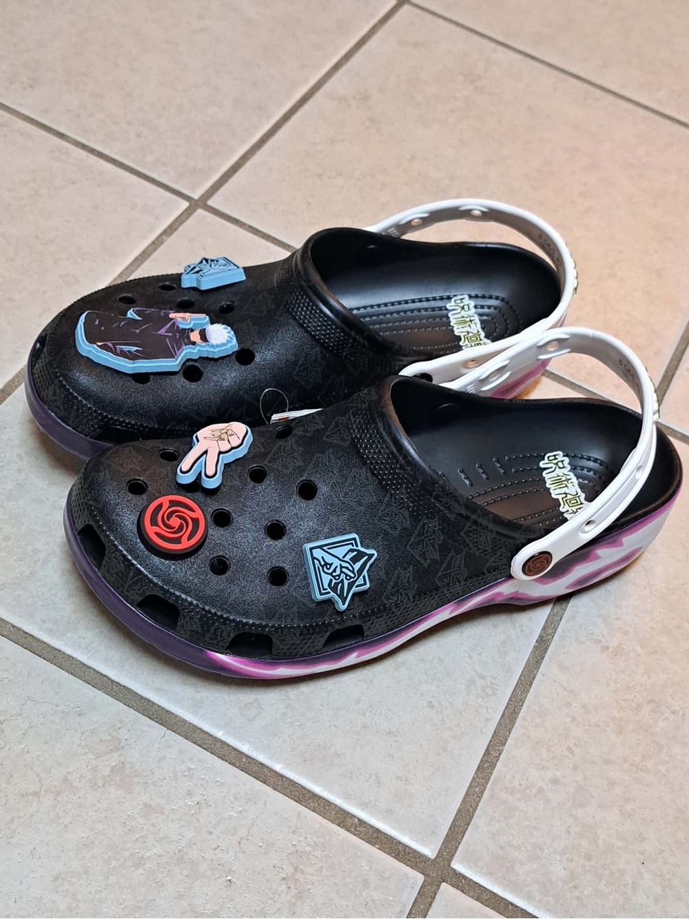 Crocs x Jujutsu Kaisen Classic Clog 'Black' - Men's size 12